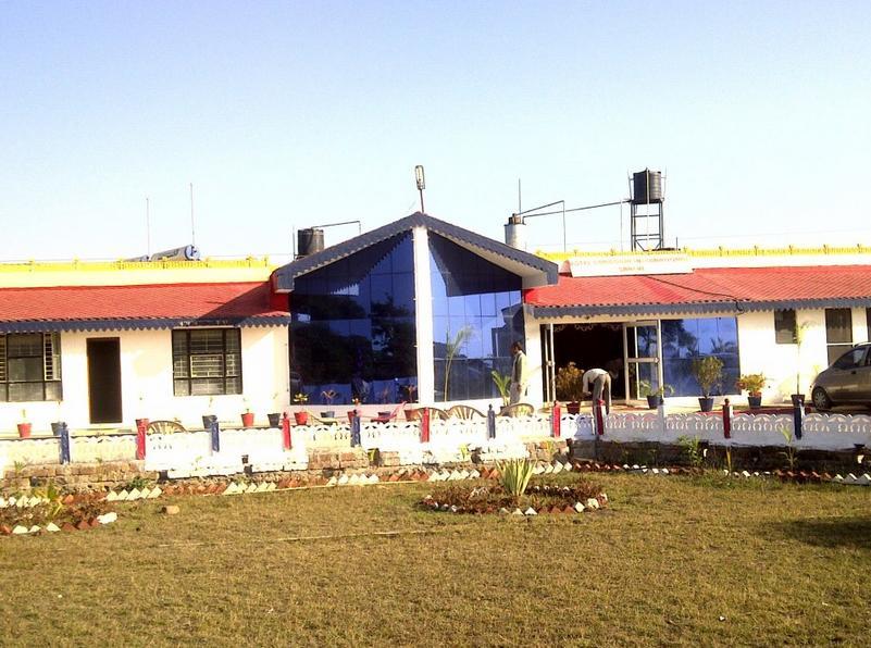 Hotel Sambodhi Bhopal Exteriör bild